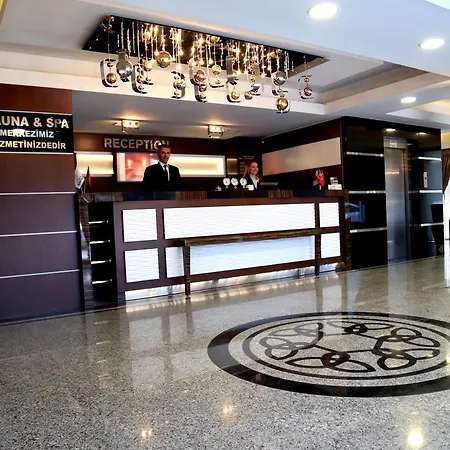 Lioncity Hotel 3*