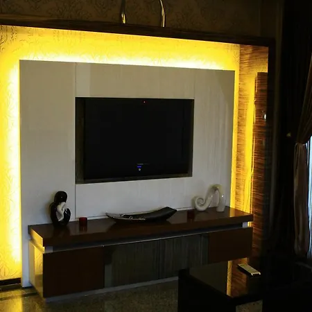 Hotel Lioncity 3*
