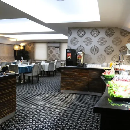 Lioncity Hotel 3*