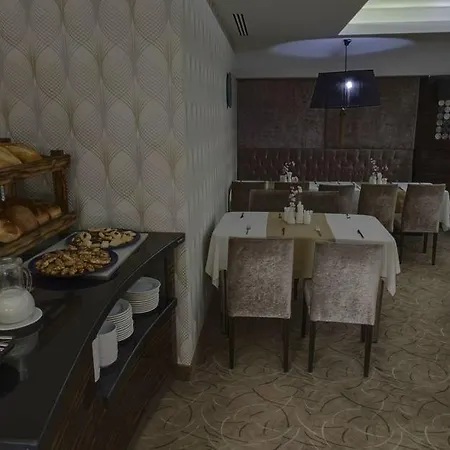 Lion Otel