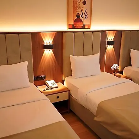 Lion 3* Bursa