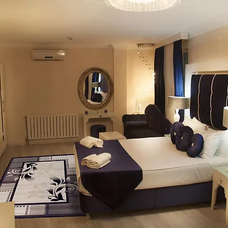 Lioncity Hotel 3*